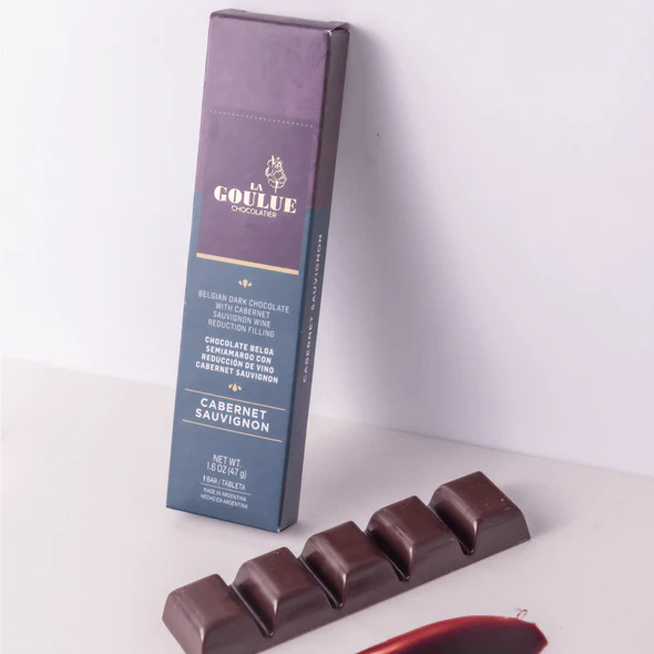 Tableta chocolate semiamargo, reduccion de cabernet sauvignon - 47gr. / 1,66Oz. - Marca: LA GOULUE